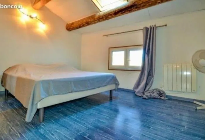 בית נופש Agreable Maison De Village Laudun